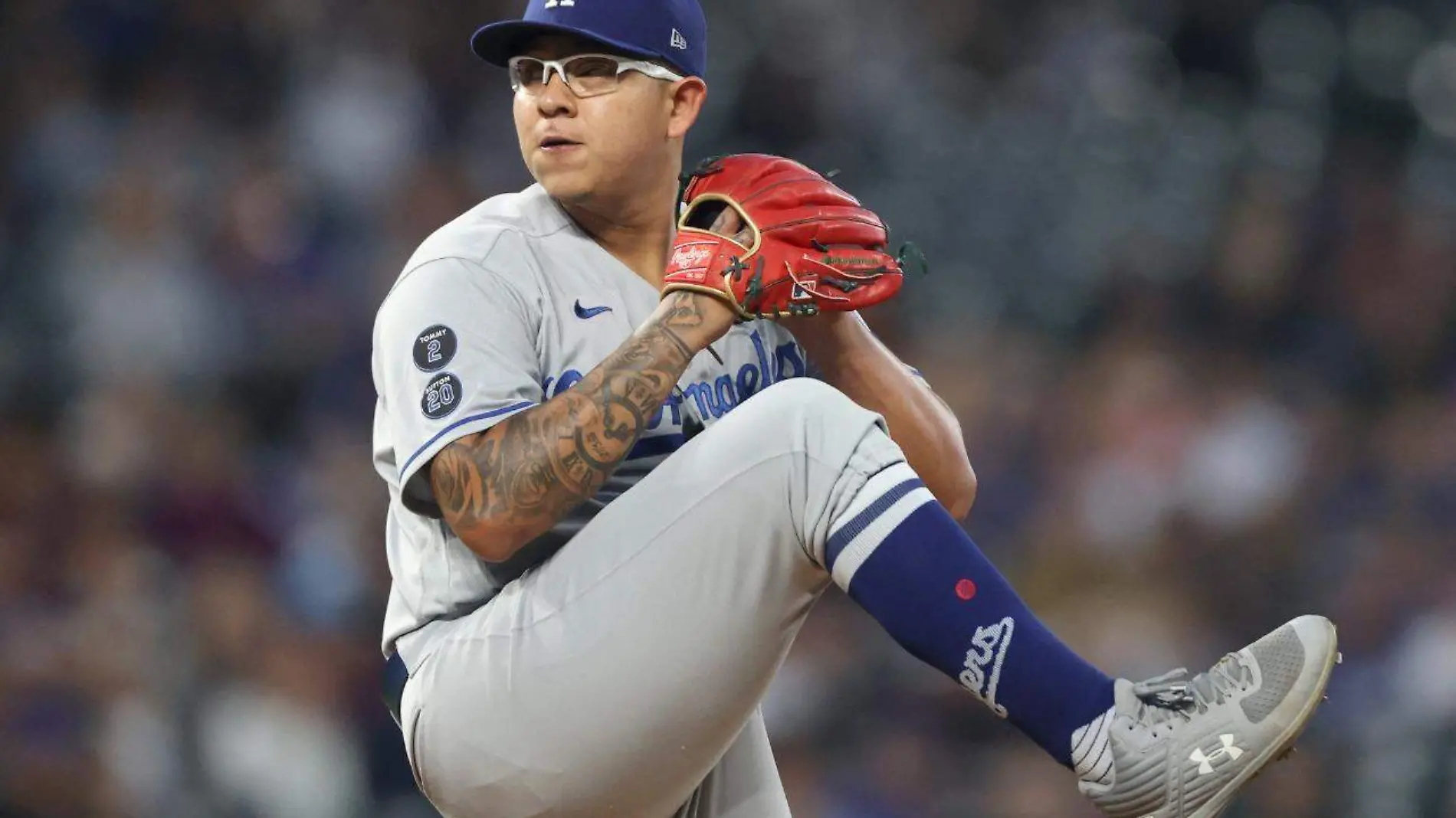 julio urias 20 triunfos